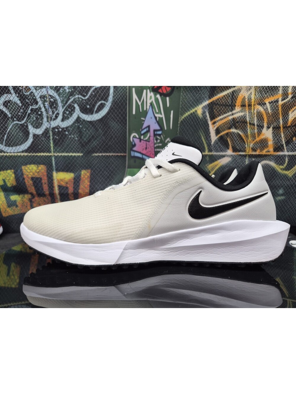 Nike Infinity Golf Shoes Mens 8.5M Women's 10W White Black Spikeless FN0555-100